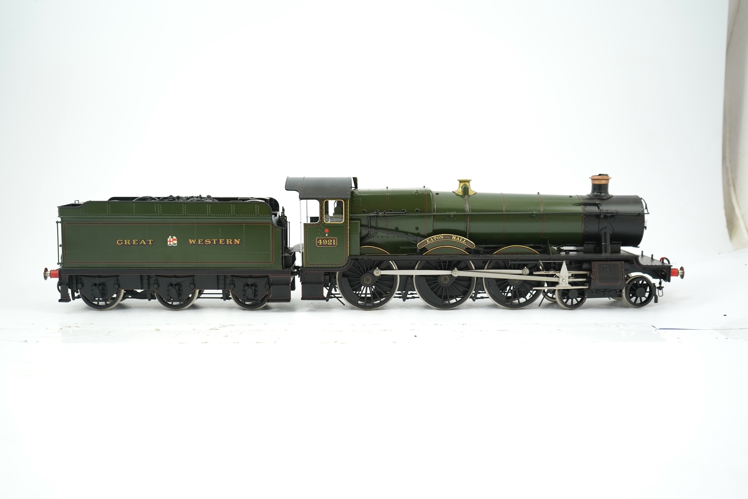 A Gauge One 1/32 scale Finescale Brass (by SanCheng, China) model of GWR Hall Class, Eaton Hall, 4921, 4-6-0 tender locomotive, powered for two rail operation, with original separate boxes for the locomotive and tender.